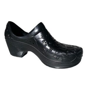 Dansko Pixie Black Floral Embossed Rubber Clogs Shoes Women's Size 37